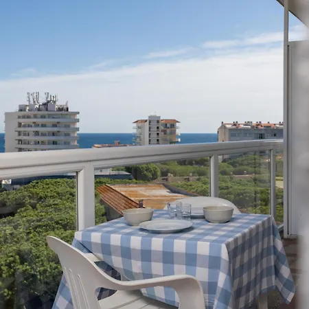 By Goettenmar Apartment